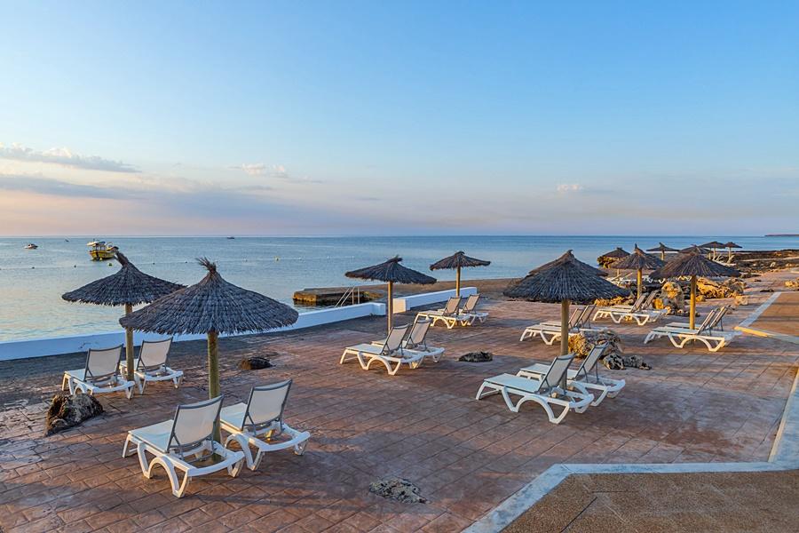 Aparthotel Aluasun Far Menorca S'Algar Exterior foto