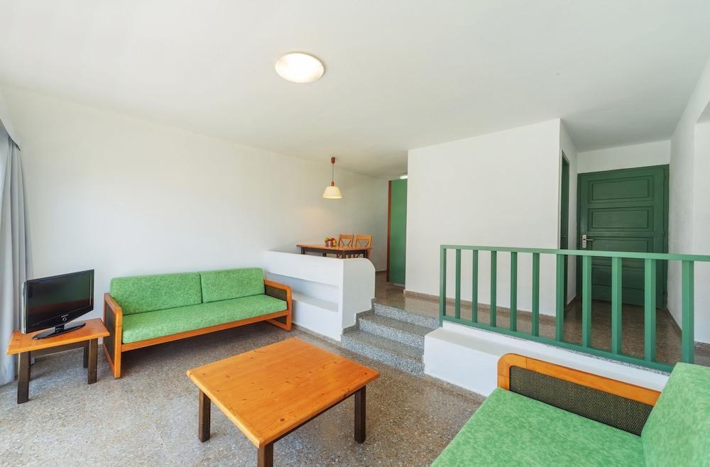 Aparthotel Aluasun Far Menorca S'Algar Exterior foto